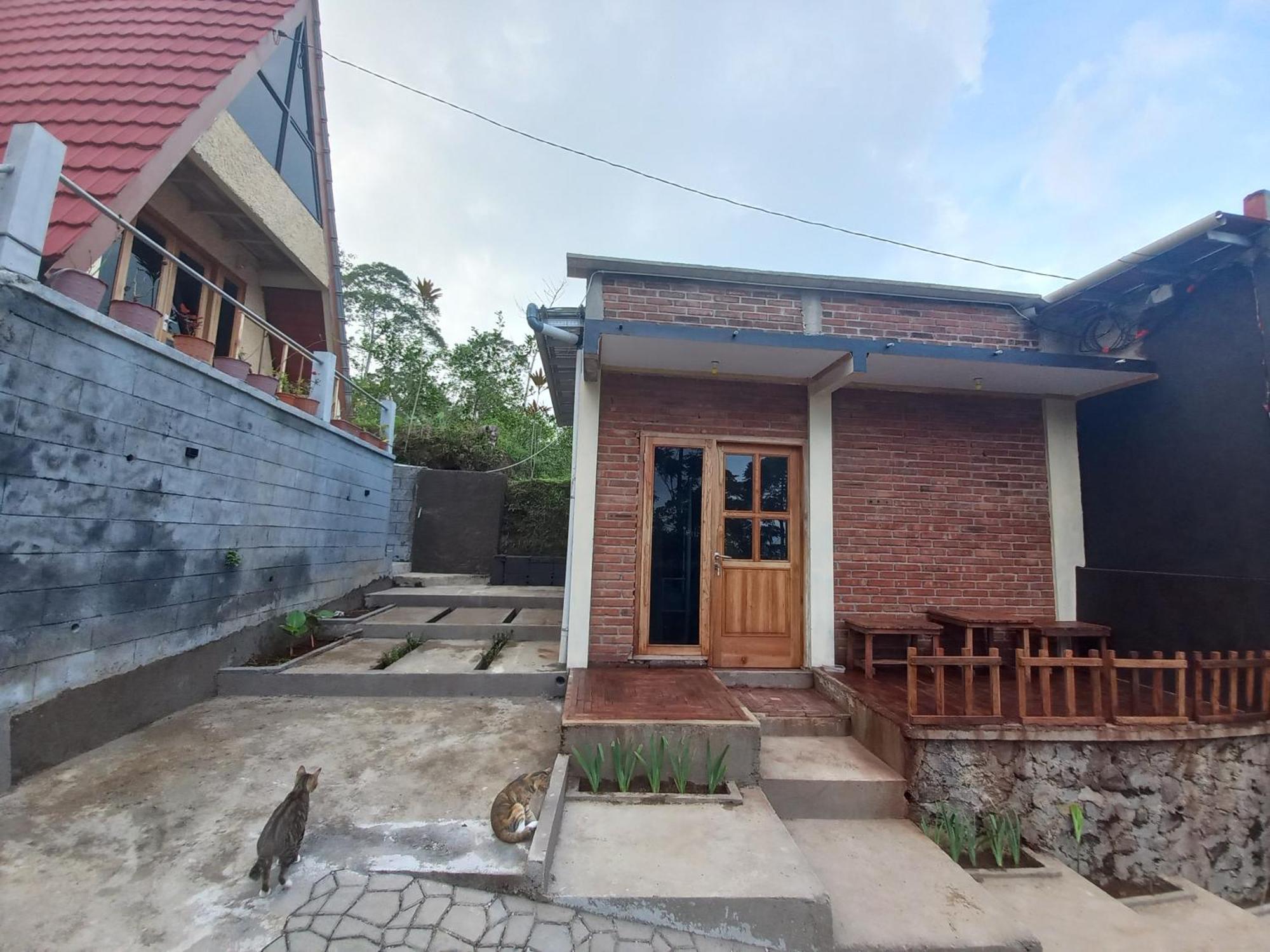 Agora Home Wonosobo Exterior photo
